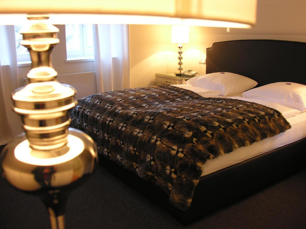 Hotel Am Doktorplatz Rheda-Wiedenbrück Værelse billede