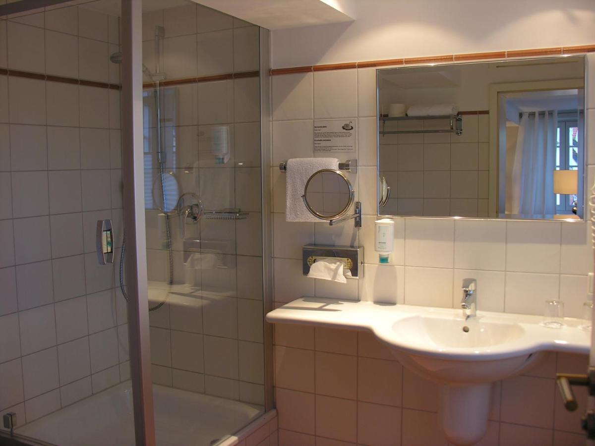 Hotel Am Doktorplatz Rheda-Wiedenbrück Værelse billede